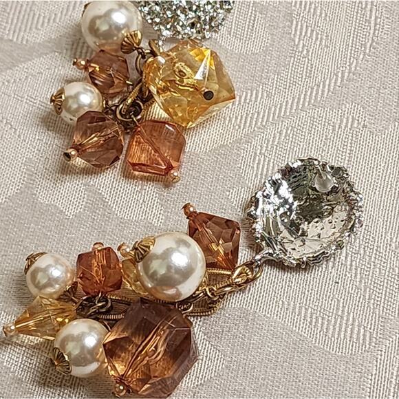 VINTAGE 70s STATEMENT CRYSTAL CLUSTER EARRINGS GOLD PEARL GLAM HOLLYWOOD - Picture 6 of 10